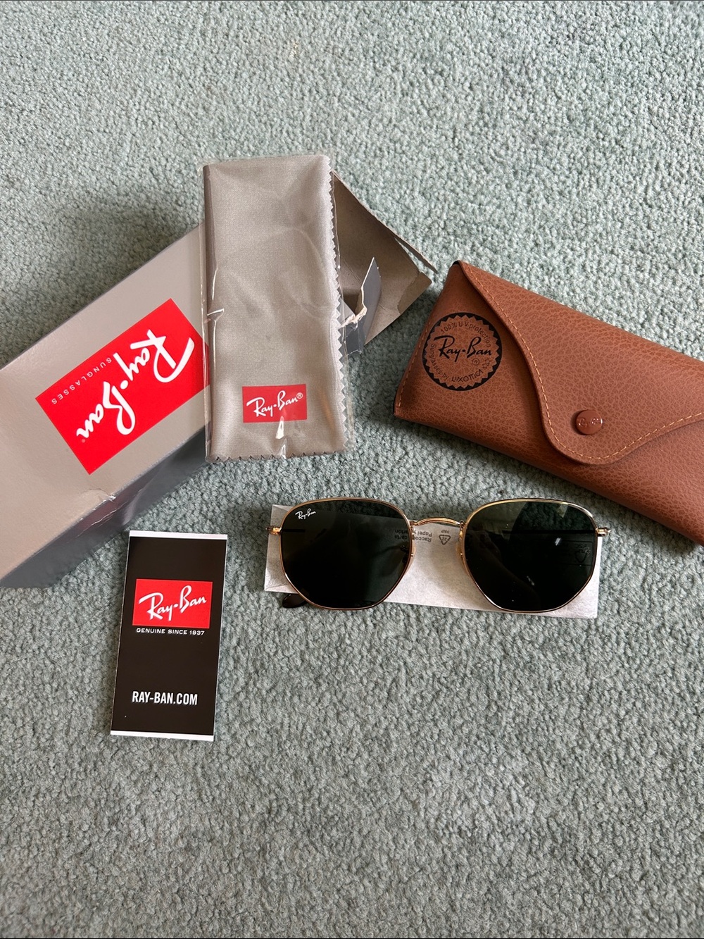 Ray-Ban 3548N | NEVER worn original package ✨❤️ golden frame + green lens